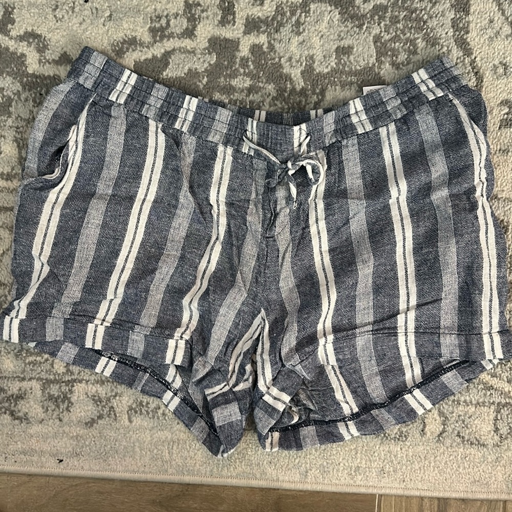 Old Navy XL linen/rayon shorts